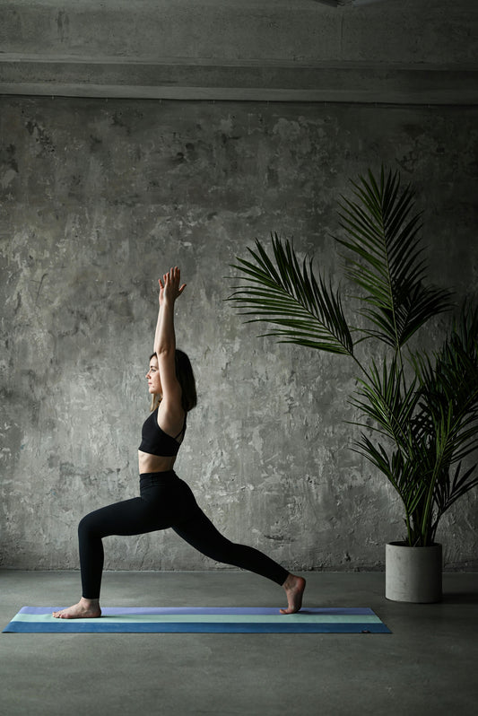 A 2026 style and performance guide to seamless activewear trends in New York State, featuring seamless leggings, sports bras, and matching yoga sets from Kincey Store.