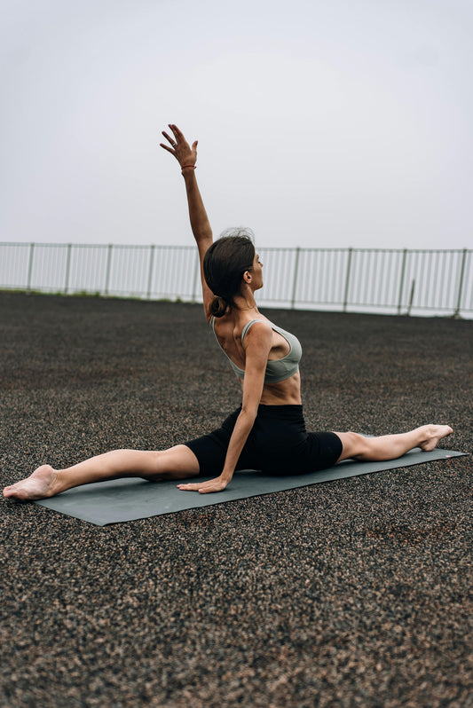 Mindful in the Mist: Why Eco-Conscious Yoga Clothes are the Key to Rainy Season Wellness