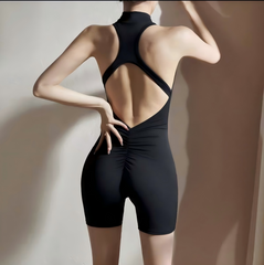 Stylish quick-dry pleated jumpsuit with high-waist hip-lifting fit. Seamless construction, front zipper for easy wear. Perfect for yoga, HIIT & gym workouts. Shop jumpsuits collection!