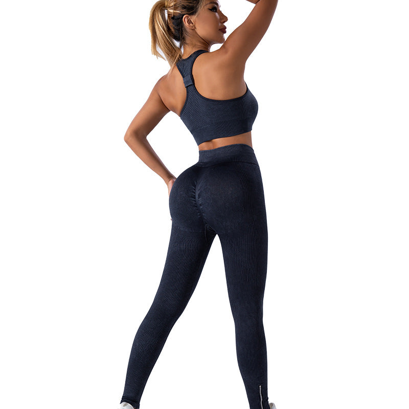 Complete 4-piece seamless yoga set with sports bra and high-waist leggings. Moisture-wicking, shockproof support for all-day comfort. Ideal for yoga, gym, HIIT & fitness training. Get the complete set today!